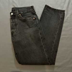 Levi's black Straight Men's Jeans 30W 30L
Never been worn